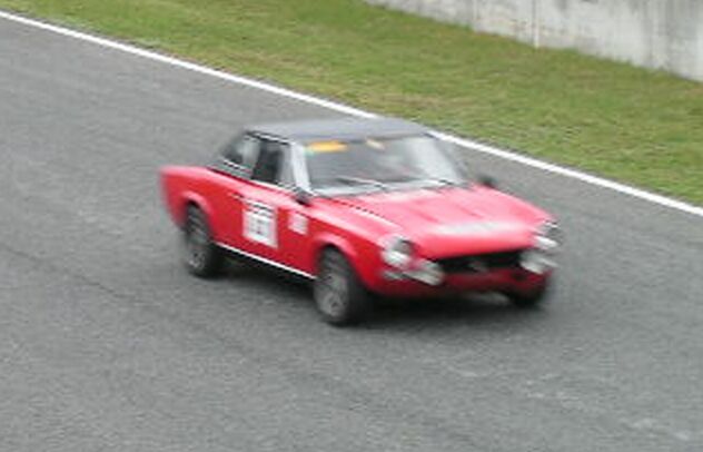 124裏ストレート走行中